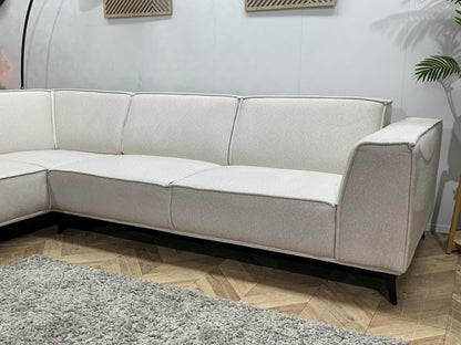 !Showroommodel! Witte Chenille Stoffen Hoekzetel