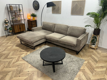 Licht Bruine Velvet Hoekzetel ~ Losse Kussens Met Afneembare Hoezen