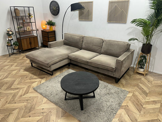 Licht Bruine Velvet Hoekzetel ~ Losse Kussens Met Afneembare Hoezen