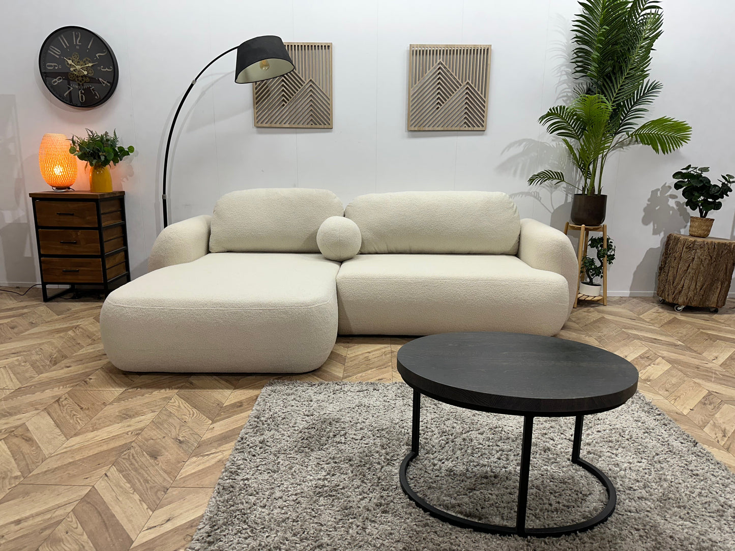 !Showroommodel! Crème Bouclé Stof Hoekzetel ~ Losse Rugkussens