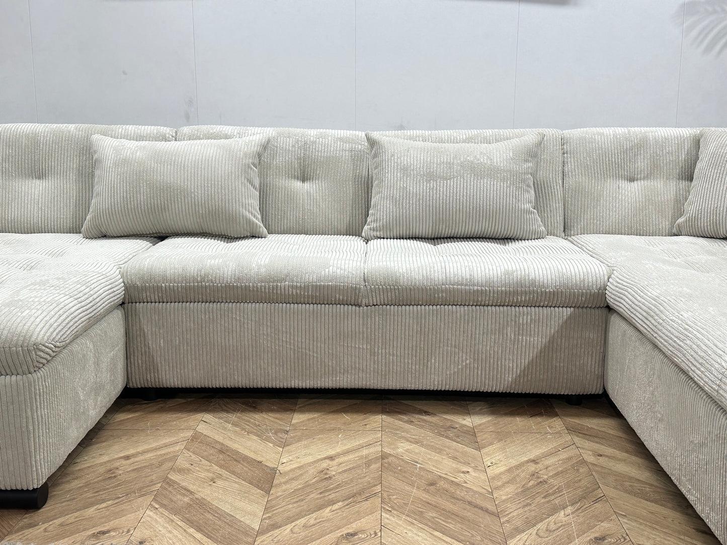 !Showroommodel! Witte Ribstof U Zetel