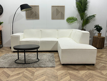 !Showroommodel! Witte Bouclé Stoffen Hoekzetel
