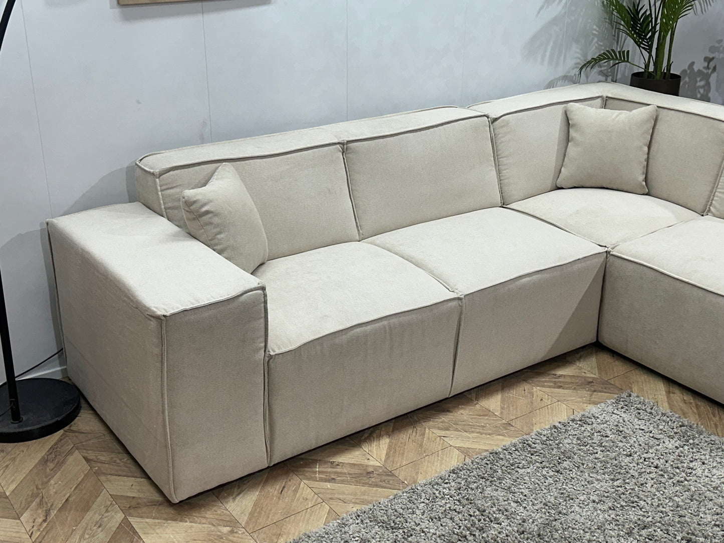 !Showroommodel! Crème Suède Stoffen Hoekzetel