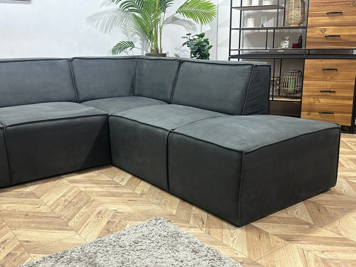 !Showroommodel! Antraciet Suède Stoffen U Zetel