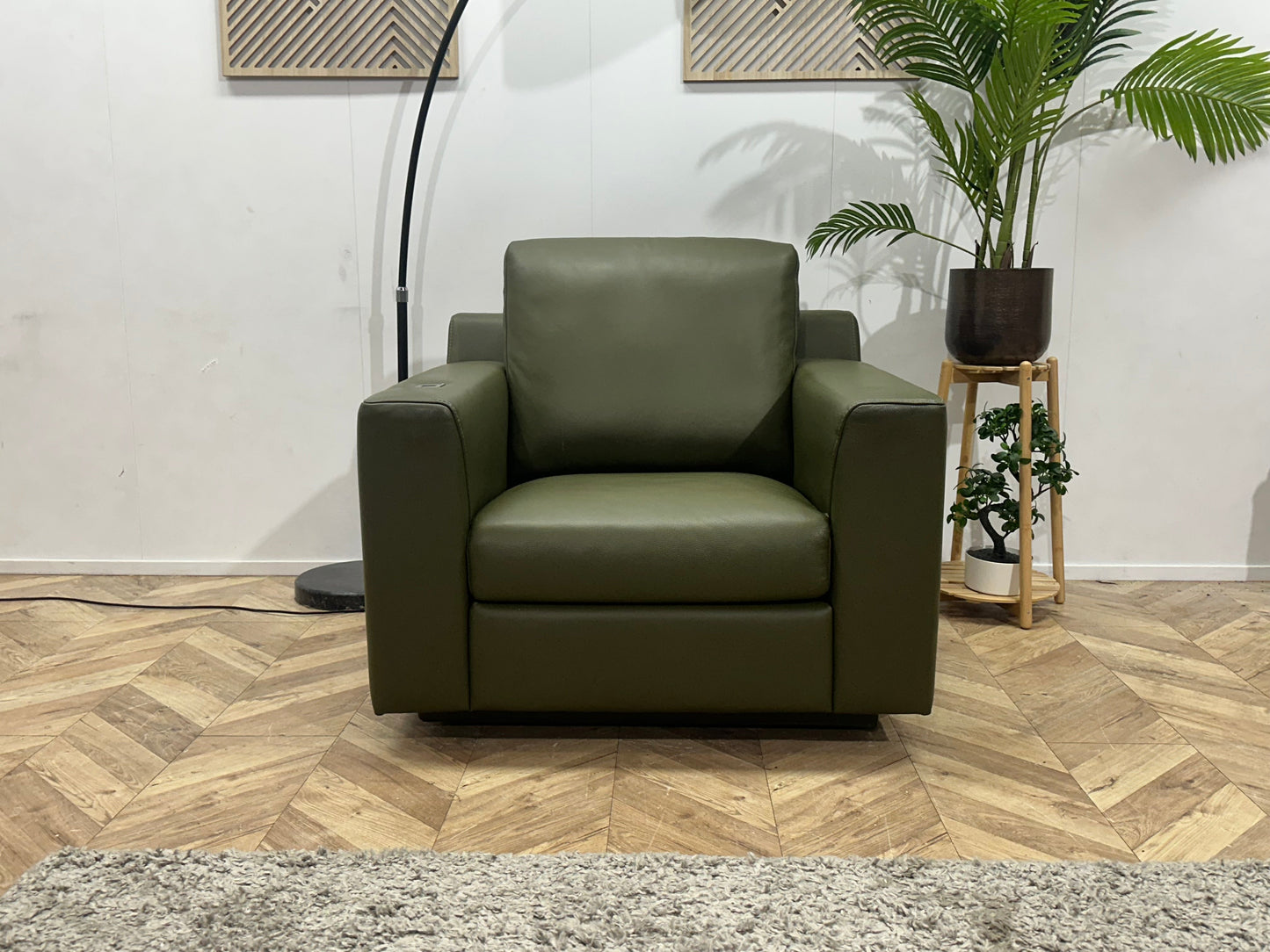 !Nieuw! Montèl Groene Echt Lederen Fauteuil ~ Elektrisch Verstelbare Zithoogte (4 Stuks Beschikbaar)