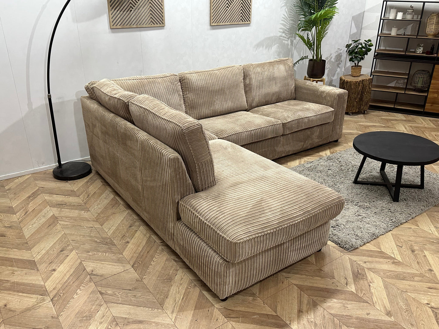Beige Ribstof Hoekzetel ~ Losse Kussens Met Afneembare Hoezen
