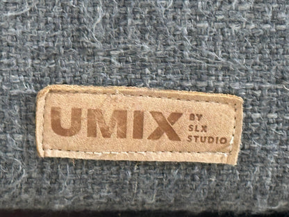 Umix Grijze Hoekzetel ~ Losse Kussens Met Afneembare Hoezen
