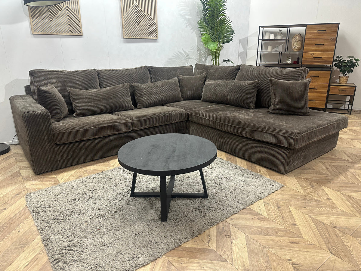 Taupe Ribstof Hoekzetel ~ Losse Kussens Met Afneembare Hoezen