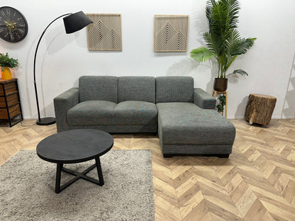 Grijze Stoffen Hoekzetel ~ Vaste Kussens