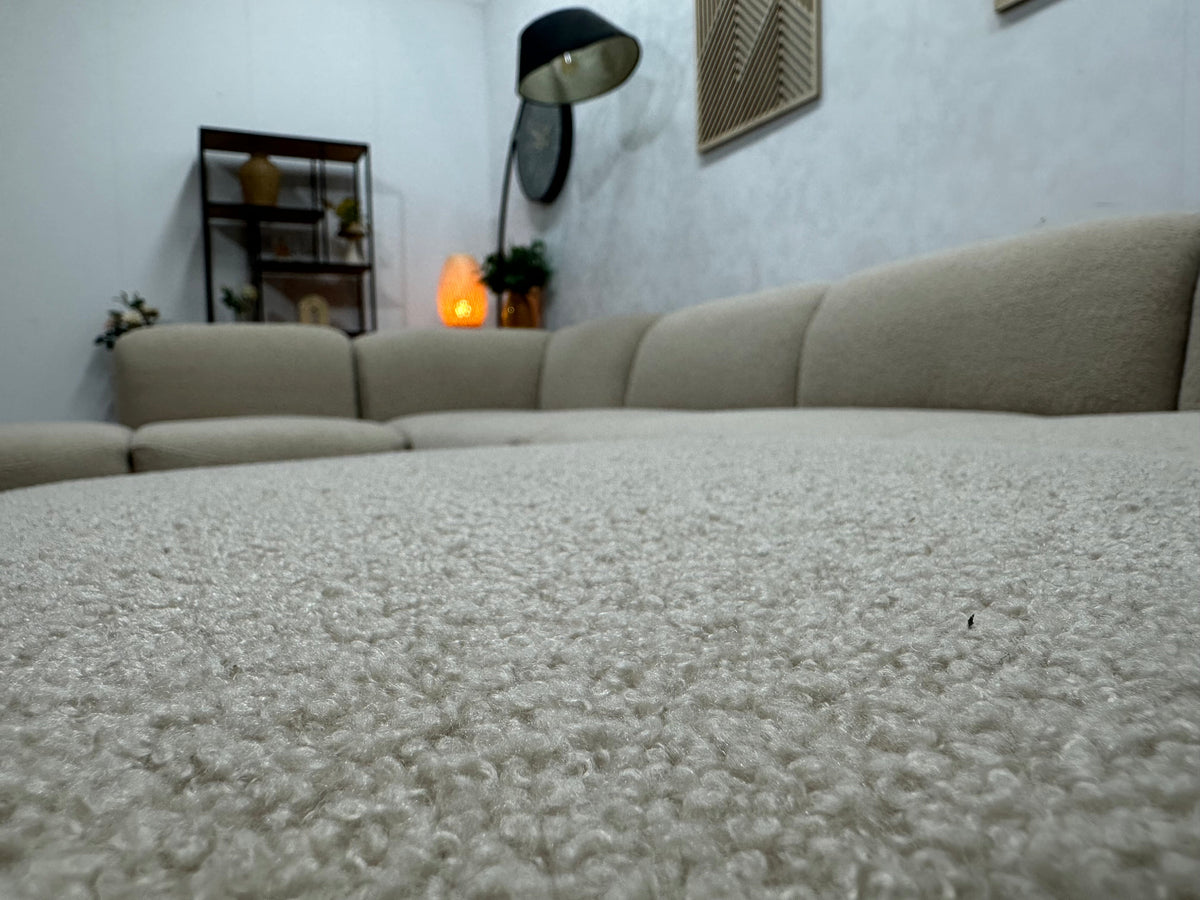 !Showroommodel! Beige Bouclé Stoffen U Zetel