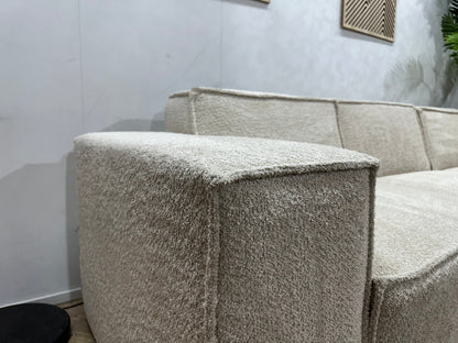 !Showroommodel! Witte/Crème Bouclé Stoffen Hoekzetel
