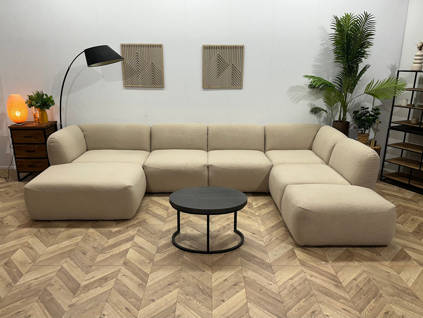 !Showroommodel! Beige Bouclé U Zetel