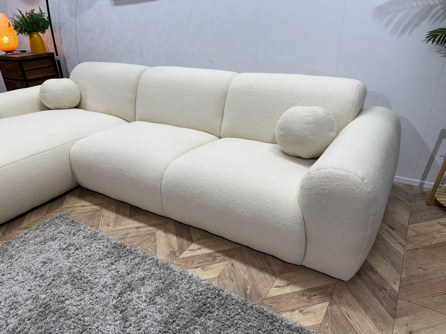 !Showroommodel! Crème Bouclé Hoekzetel