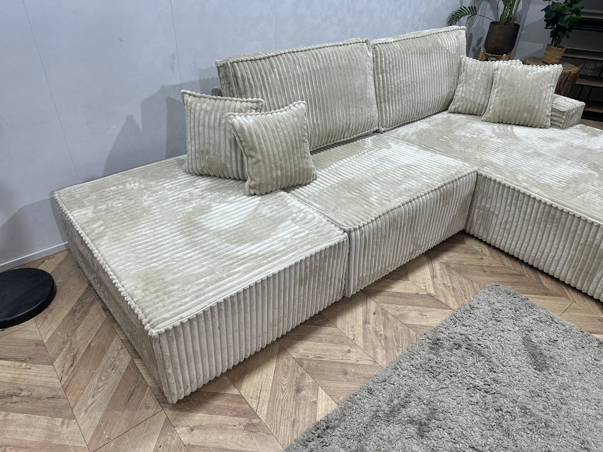 !Showroommodel! Crème Ribstof Design Hoekzetel