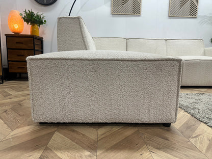!Showroommodel! Witte Bouclé Hoekzetel