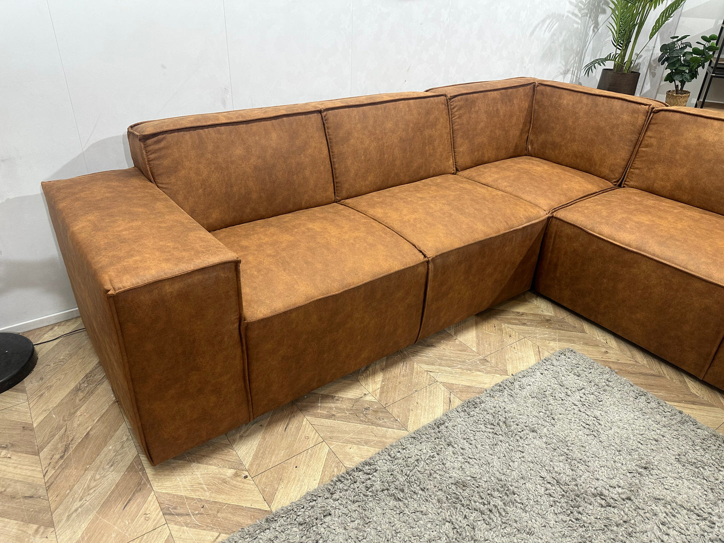 !Showroommodel! Cognac Bruine Suède Stoffen Hoekzetel